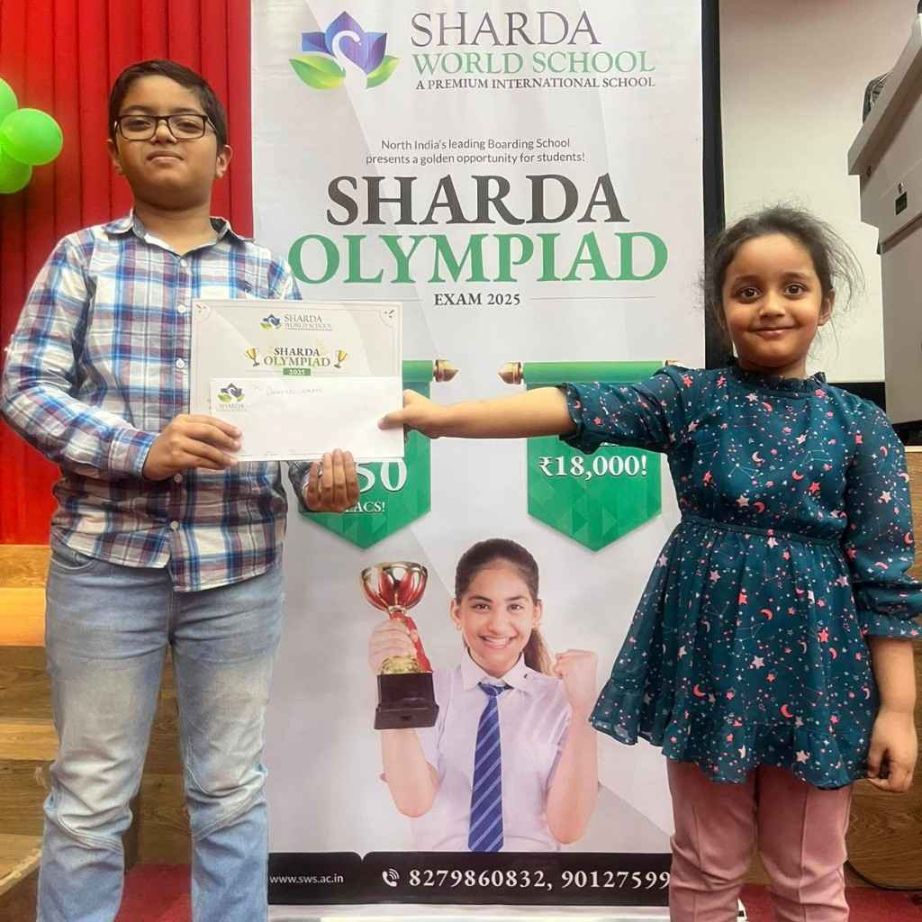 Dr. Hifzur R. Siddique with His Wife and Children