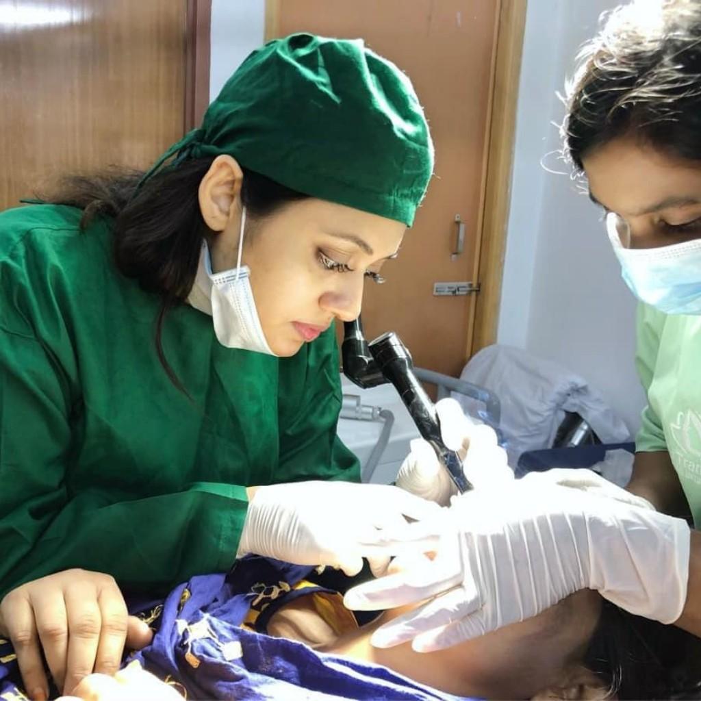 Dr.Fariyal Hoque Age