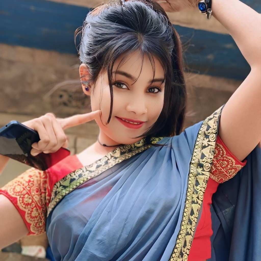 Moyna Laskar Biography