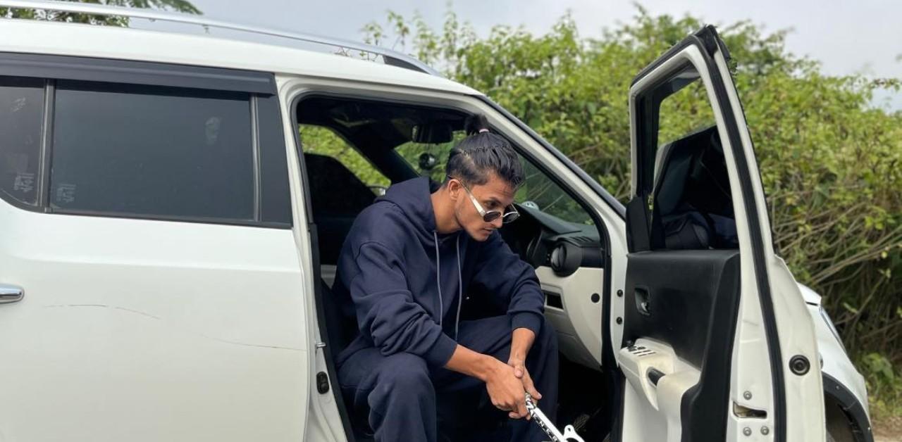 Robe Mujahid Biography