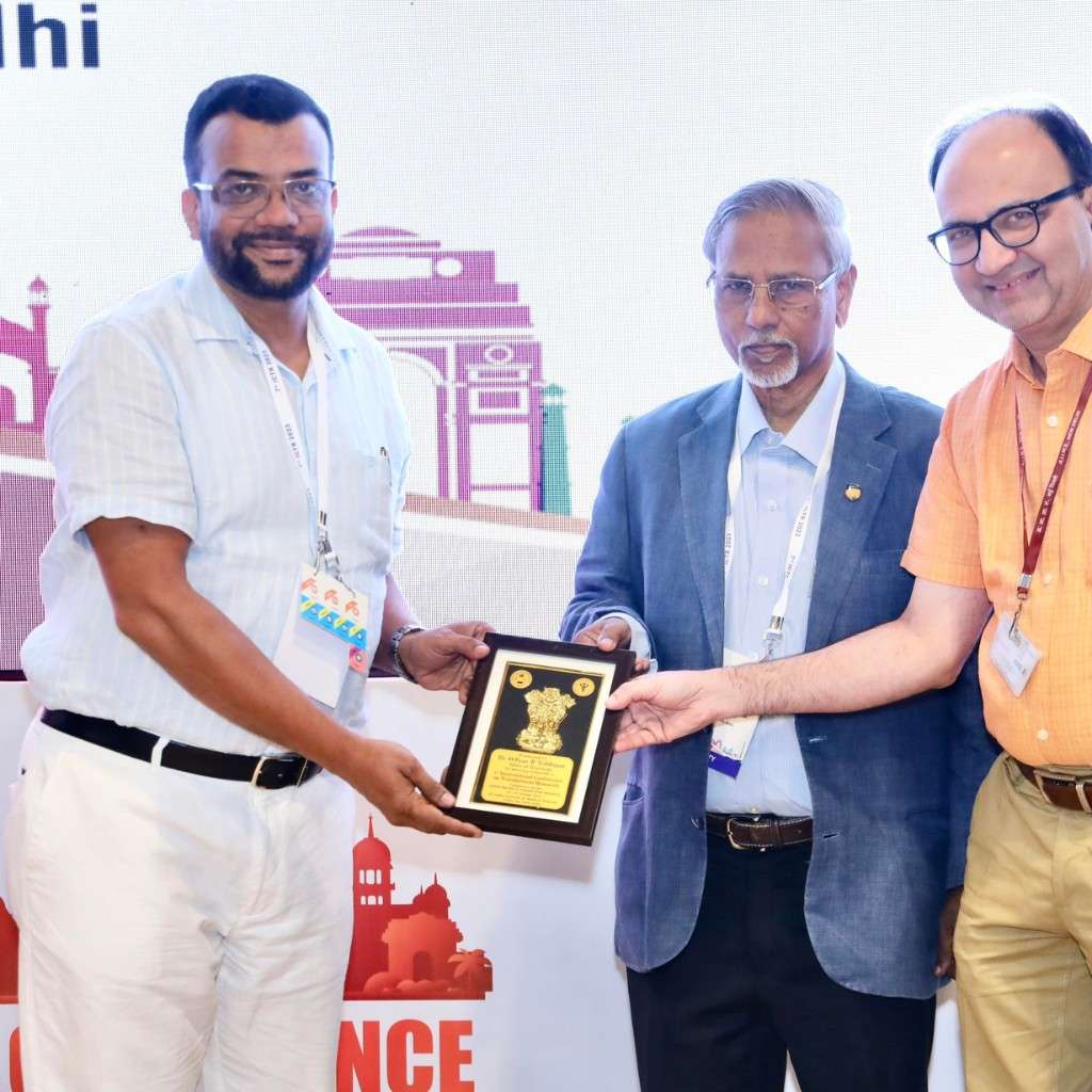 Dr Hifzur R Siddique