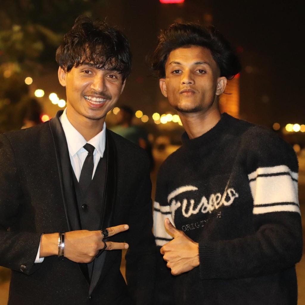 Robe Mujahid Biography