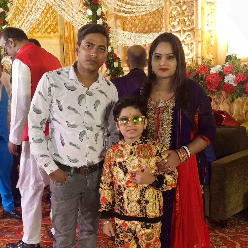 Aalok Shaw family
