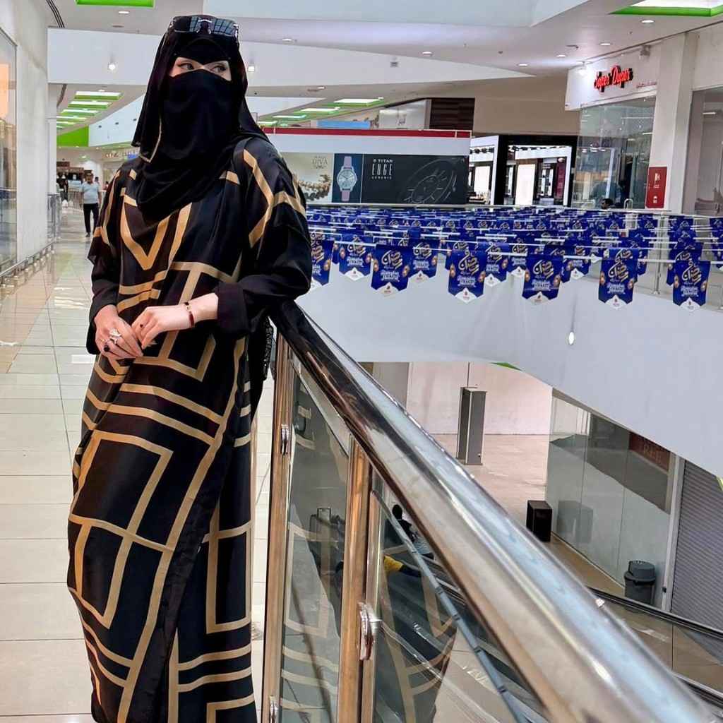 Rodela Moon biography