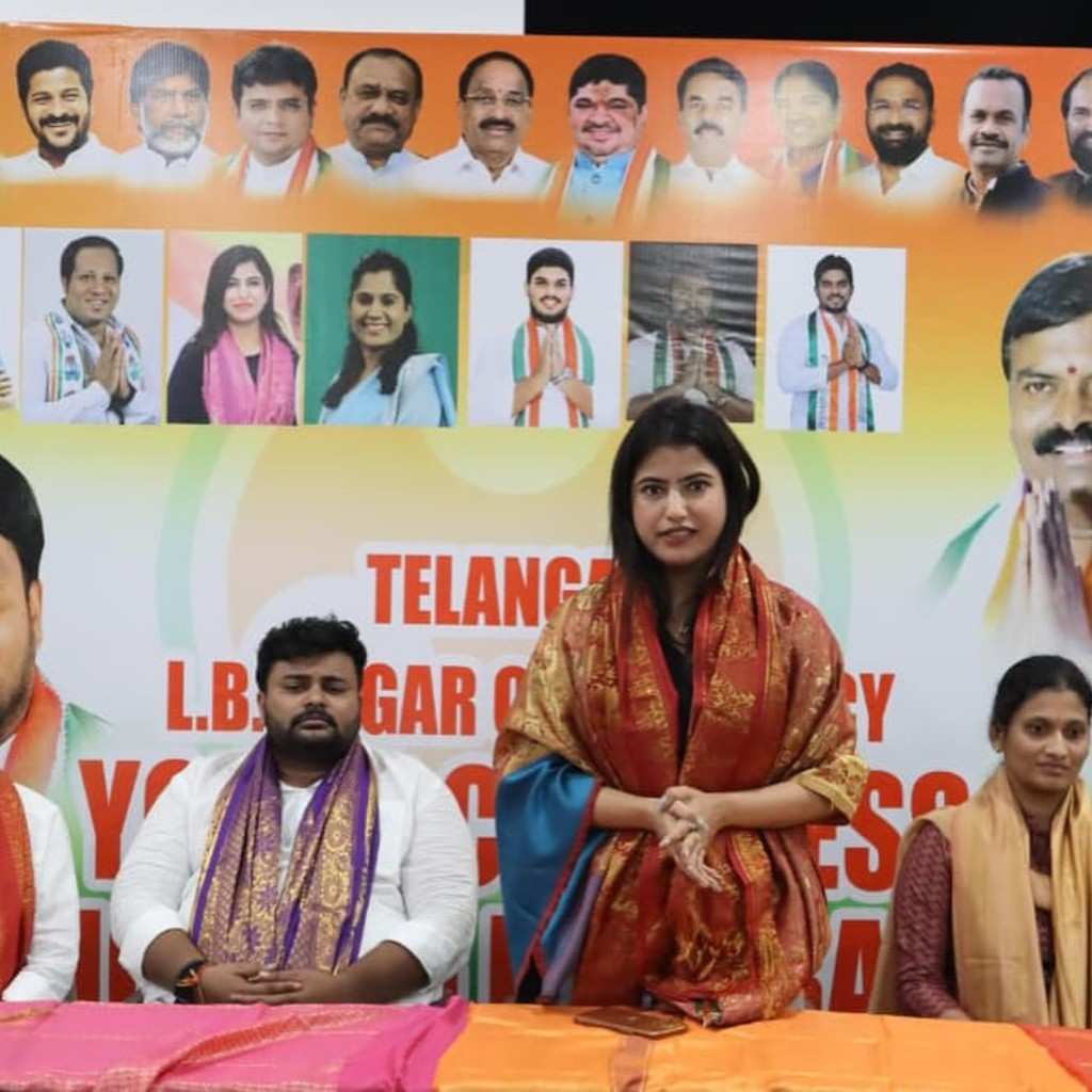 Roshni Kushal Jaiswal Congress leader