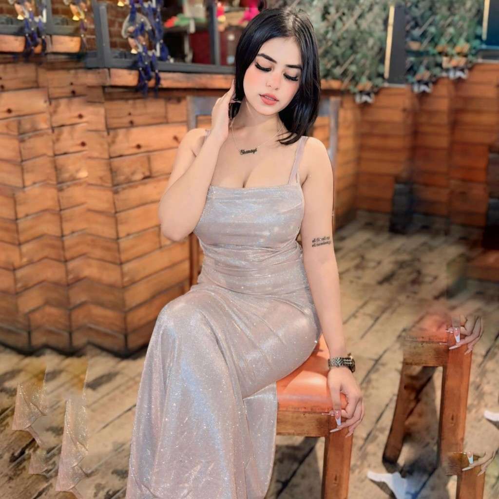 Shanaya Katiyan parents