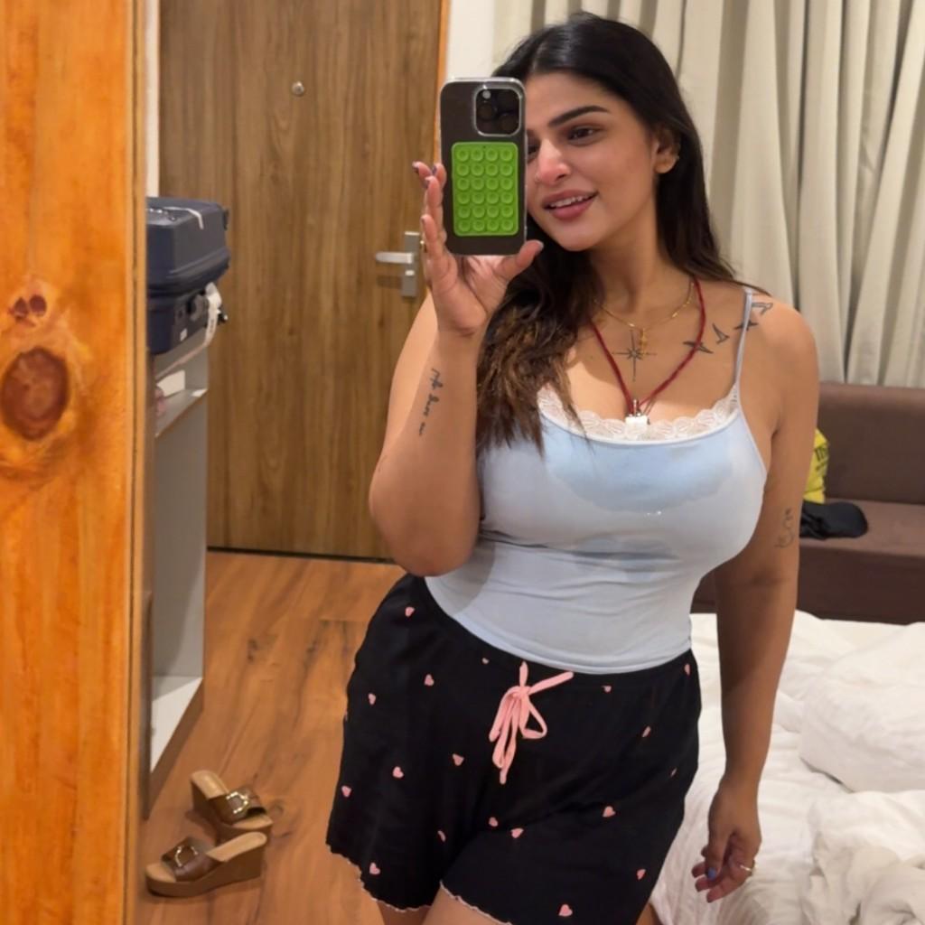 Vinni Chitara actress