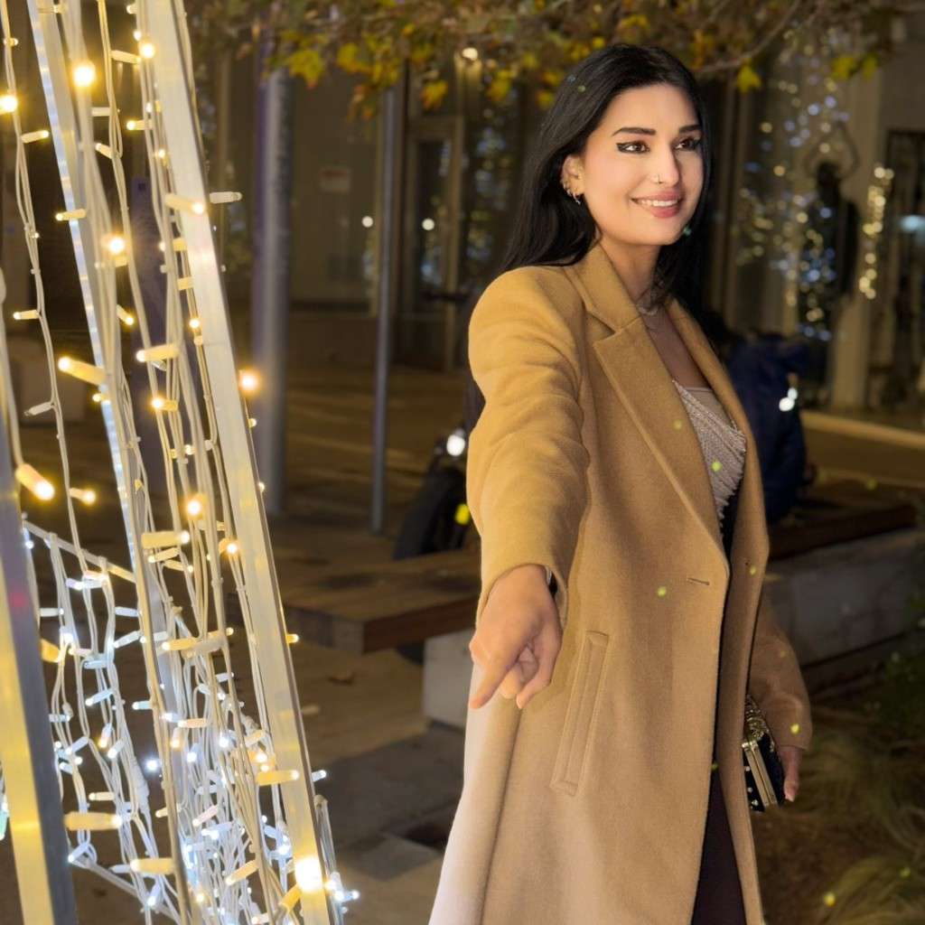 Aayat Fajar Biography