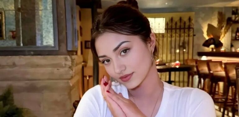 Amulya Pushpa Biography