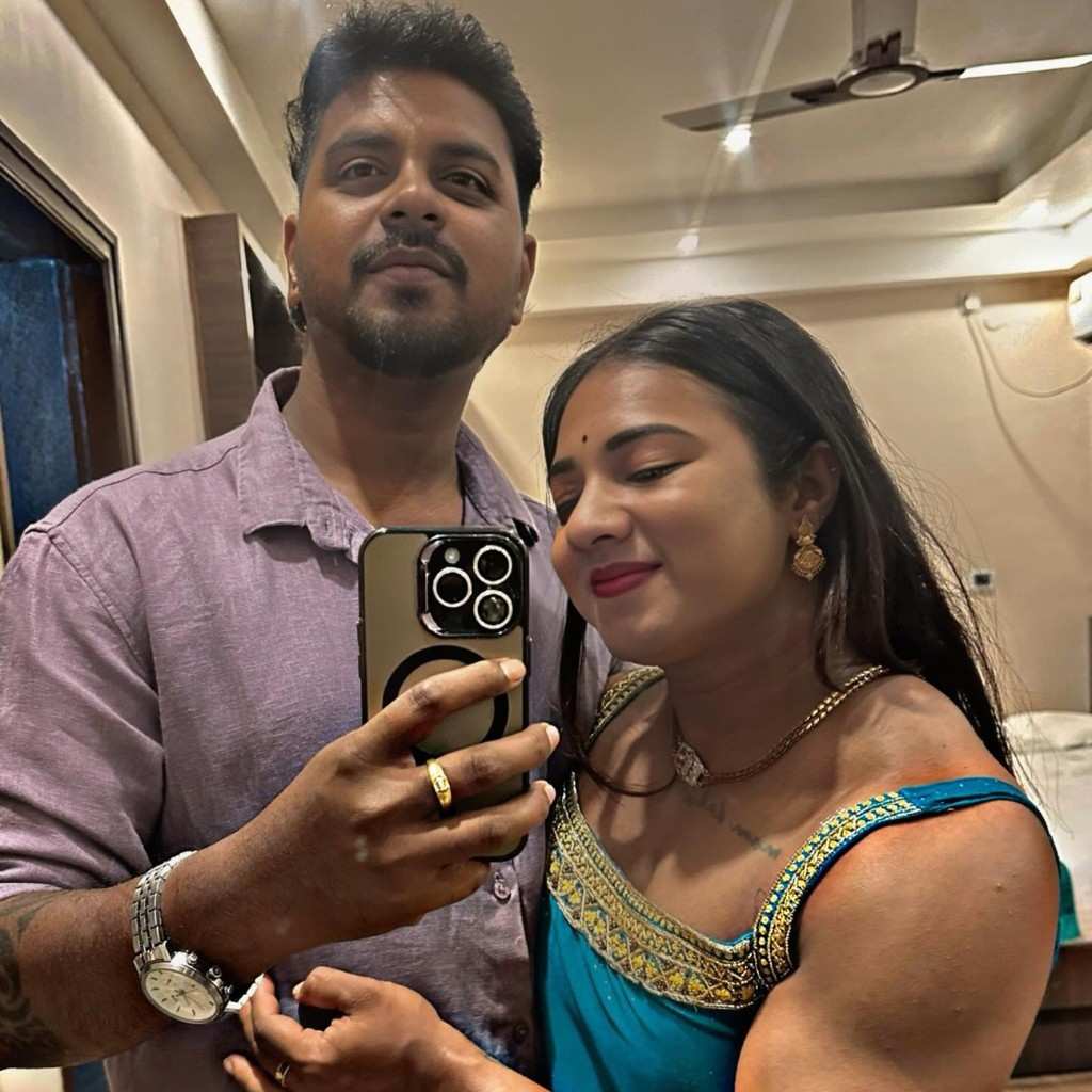 Chitra Purushotham family