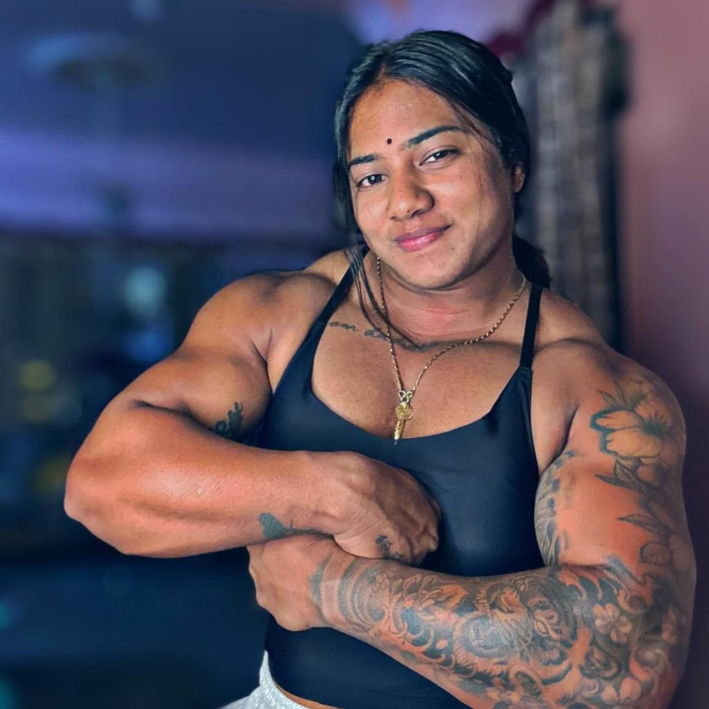 Chitra Purushotham Biography