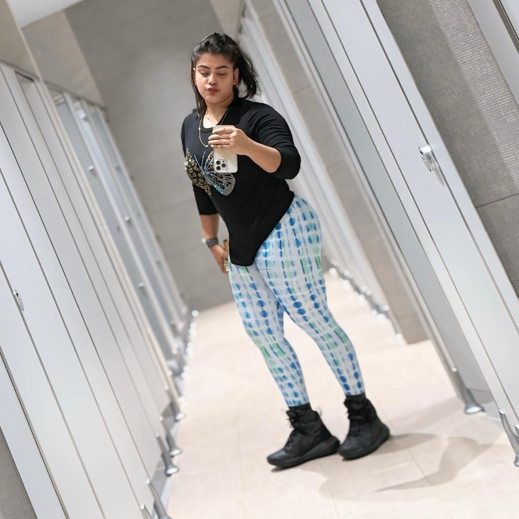 Tazznin Rahman figure size