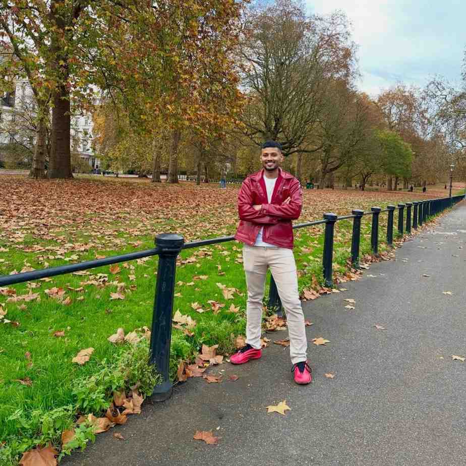 Shlok Srivastava net worth