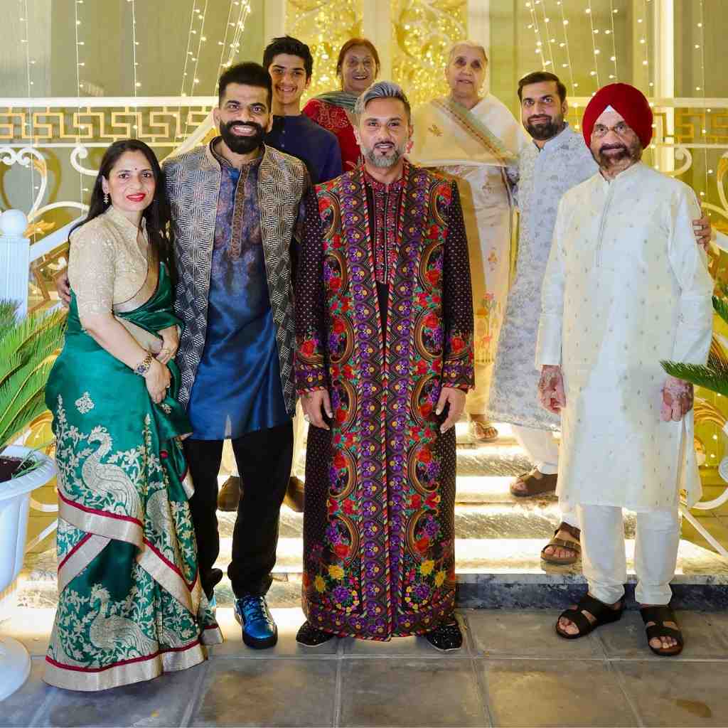 Gaurav Chaudhary Family