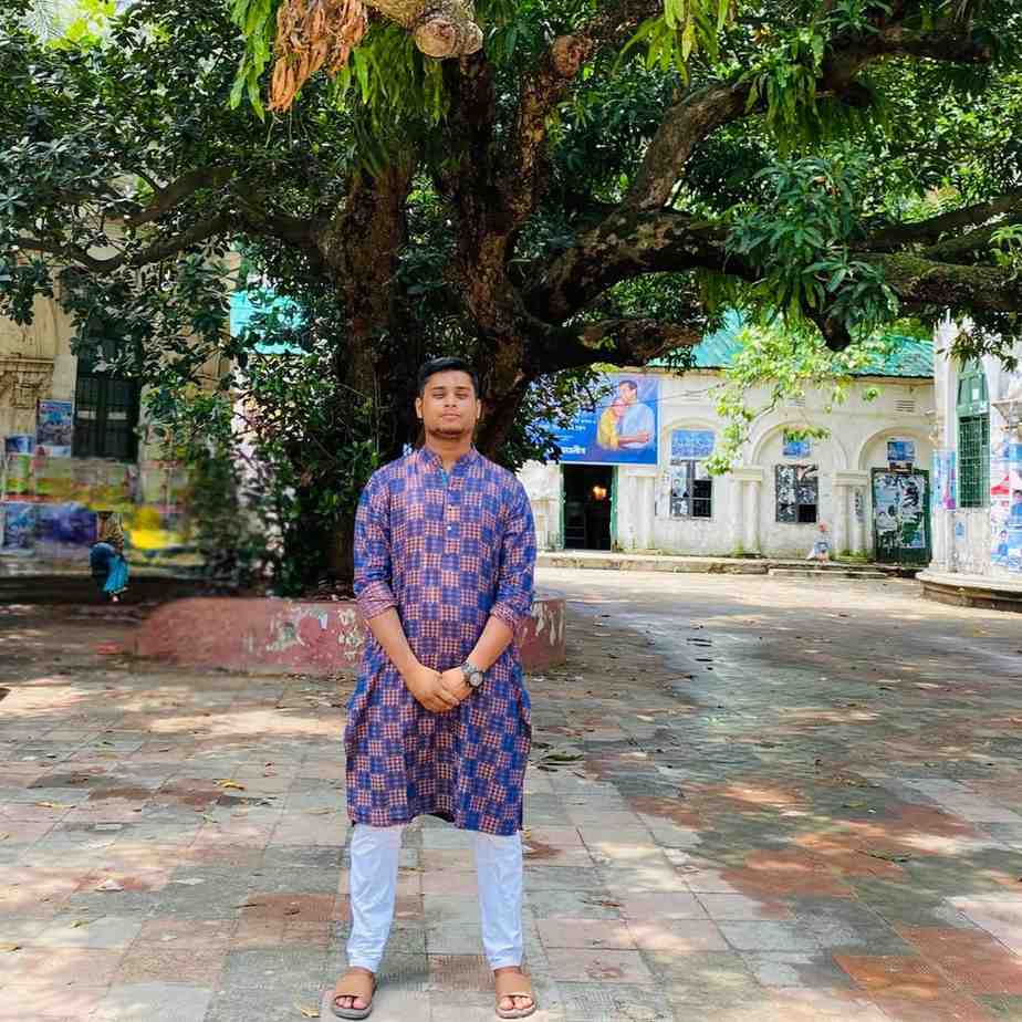 Hasnat abdullah student family