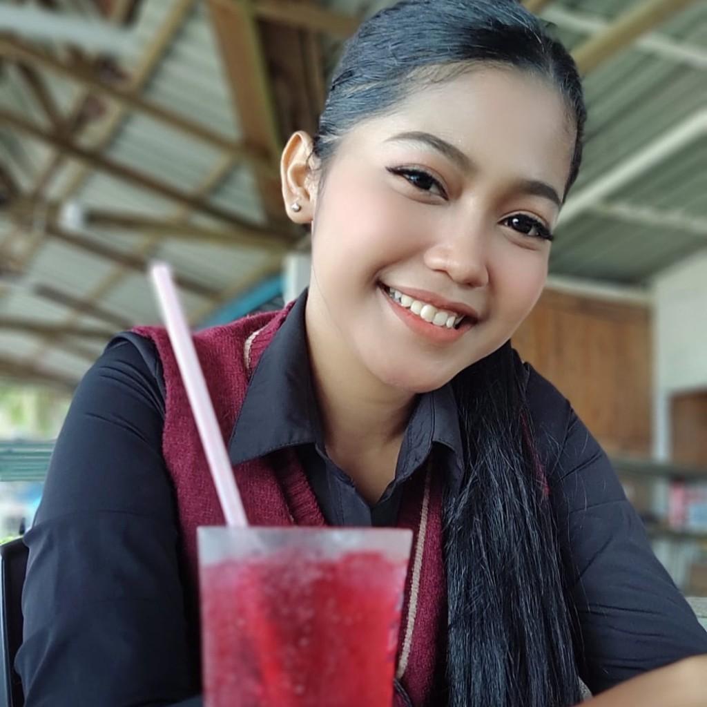 Nur Amira Syahira Malaysian drummer