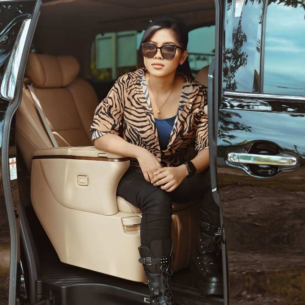 nur amira syahira singer