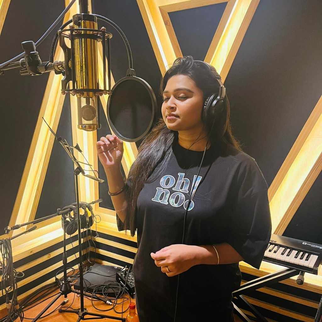 dipanwita goswami singer