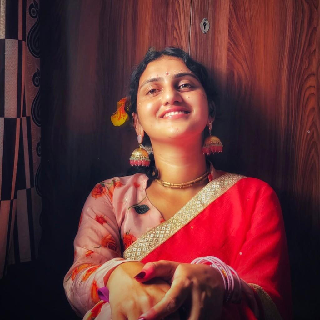 Shruti Pahadi net worth