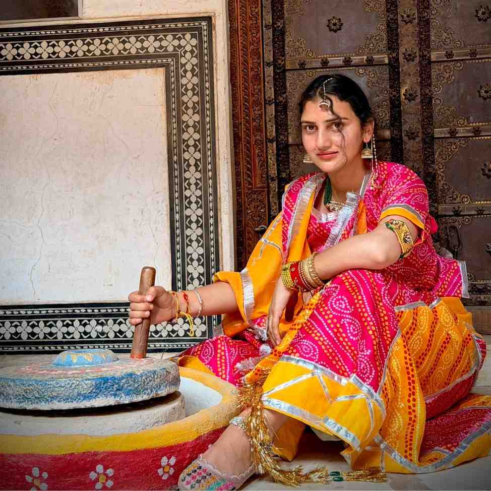 Shruti Pahadi influencer